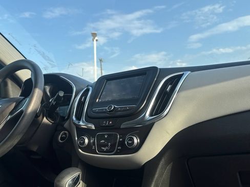 Used 2023 Chevrolet Equinox LS w/ LS Convenience Package FWD image 26