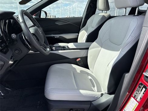 Certified 2024 Lexus RX 350h image 11