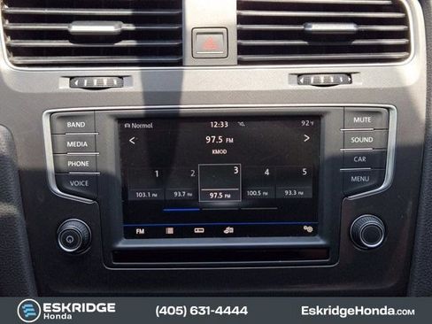 Used 2017 Volkswagen Golf Alltrack S AWD/4WD image 18