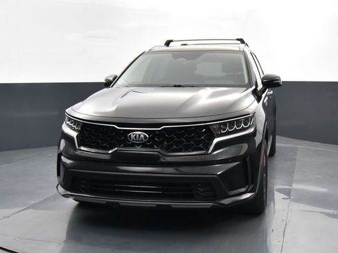 Used 2021 Kia Sorento S image 5