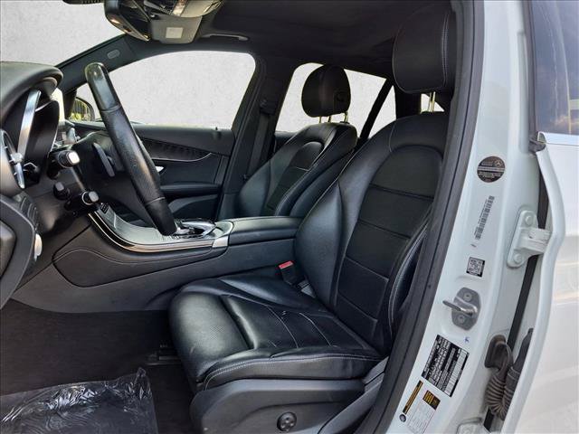 Used 2017 Mercedes-Benz GLC 300 4MATIC image 16