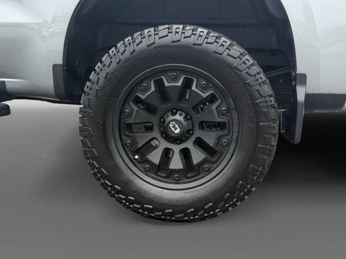 Used 2023 Chevrolet Silverado 1500 Custom w/ LPO, Dark Essentials Package AWD/4WD image 15
