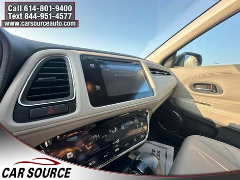 Used 2018 Honda HR-V EX-L image 16