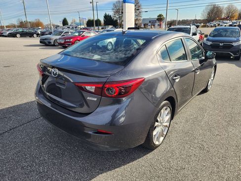 Used 2016 MAZDA MAZDA3 s Grand Touring image 4