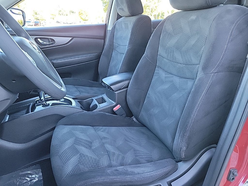Used 2014 Nissan Rogue S AWD/4WD image 11