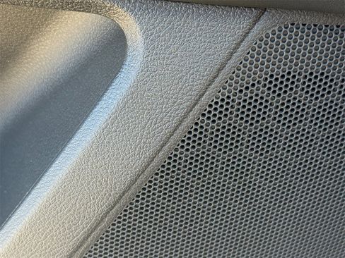 New 2026 INFINITI QX60 Luxe w/ Family Package image 18