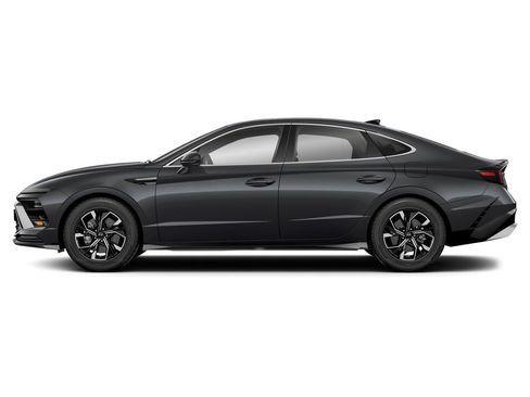 Used 2025 Hyundai Sonata SEL FWD image 2