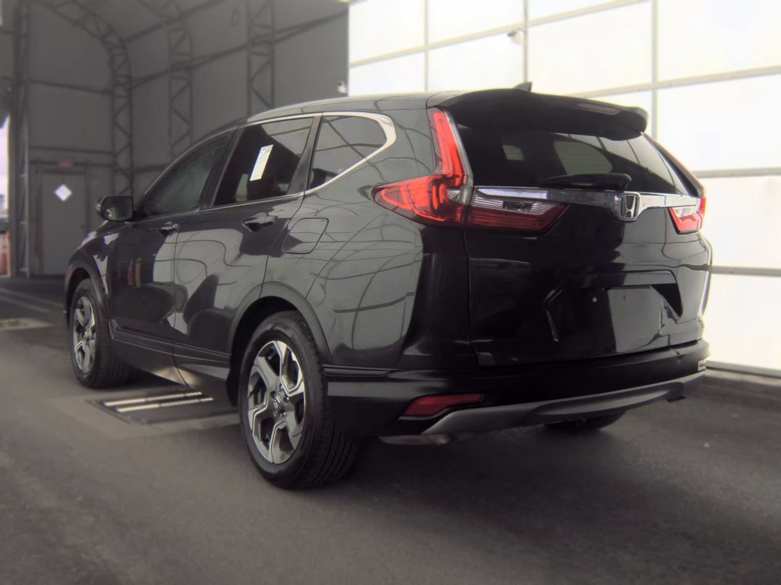 Used 2019 Honda CR-V EX image 3