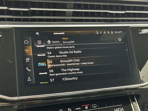 New 2026 Audi Q7 2.0T Premium image 16