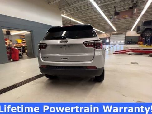 New 2026 Jeep Compass Limited image 7