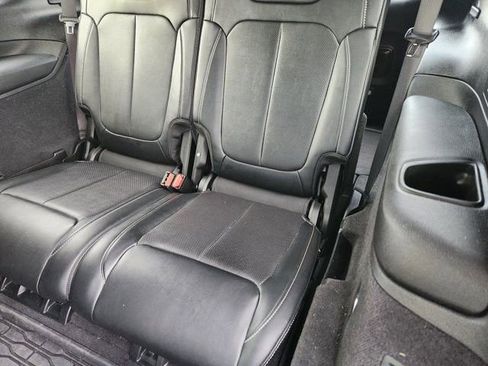 Used 2022 Jeep Grand Cherokee L Overland w/ Luxury Tech Group IV image 31