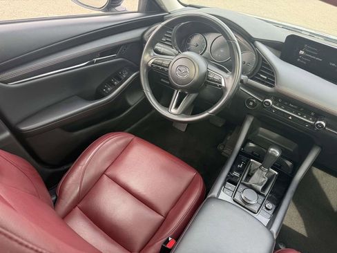 Used 2024 MAZDA MAZDA3 s image 27