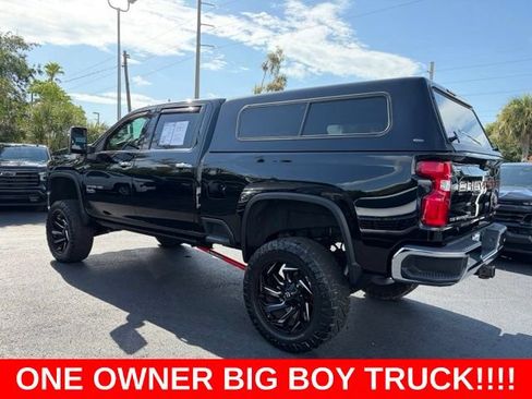 Used 2022 Chevrolet Silverado 2500 LTZ w/ LTZ Plus Package AWD/4WD image 4