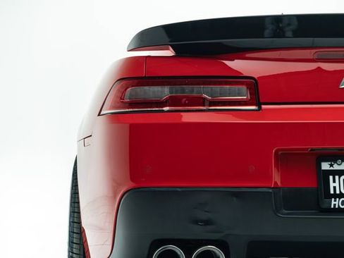 Used 2014 Chevrolet Camaro SS w/ RS Package image 16