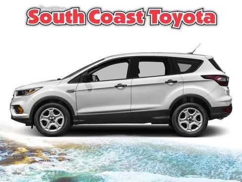 Used 2017 Ford Escape S image 3
