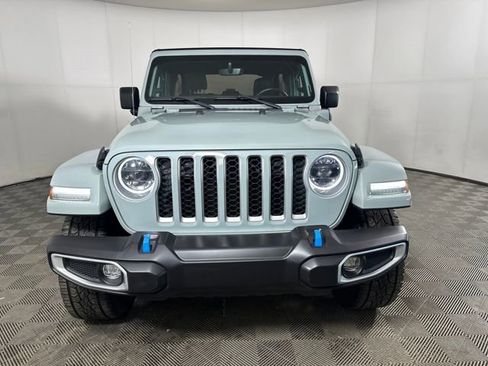 Used 2023 Jeep Wrangler Unlimited Sahara w/ Cold Weather Group image 8