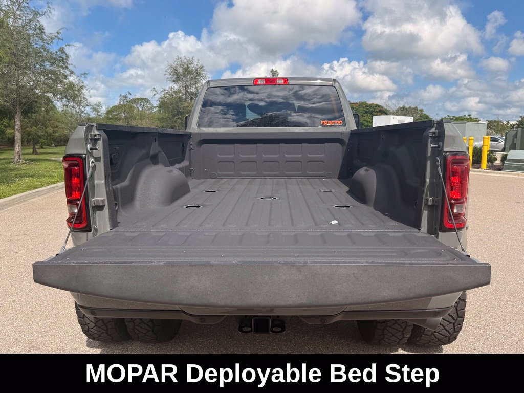 New 2026 RAM 3500 Big Horn AWD/4WD image 45