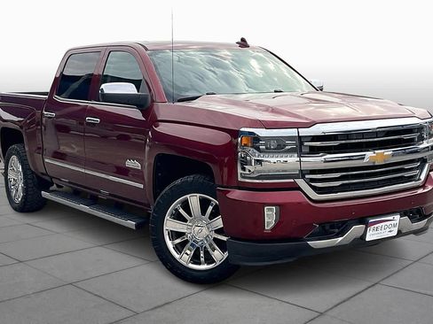 Used 2017 Chevrolet Silverado 1500 High Country image 2