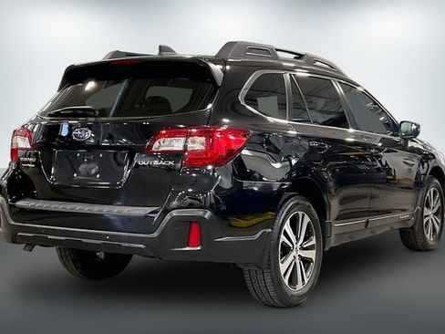 Used 2018 Subaru Outback 2.5i Limited AWD/4WD image 13