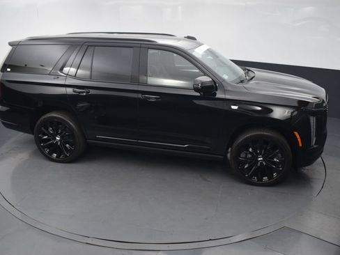 Certified 2026 Cadillac Escalade Platinum Sport w/ LPO, ONYX Package AWD/4WD image 49