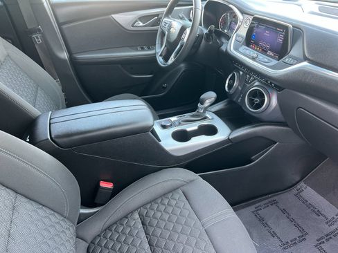 Used 2022 Chevrolet Blazer LT AWD/4WD image 15