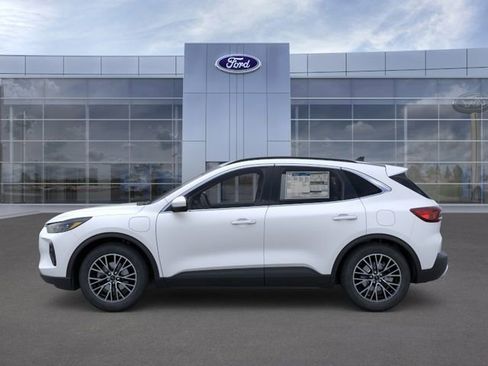 New 2025 Ford Escape SE w/ PHEV Premium Package FWD image 3