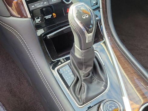 Used 2019 INFINITI Q50 Luxe w/ Essential Package (3.0T Luxe) image 25