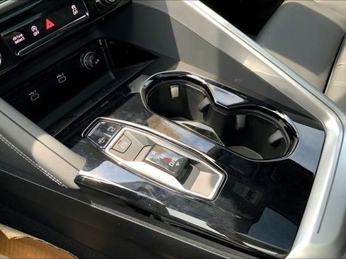 New 2025 Audi Q5 Premium Plus image 8