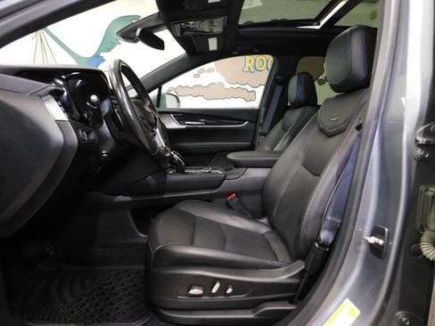 Used 2020 Cadillac XT5 Premium Luxury AWD/4WD image 24