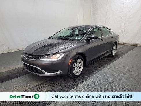 Used 2016 Chrysler 200 Limited image 1