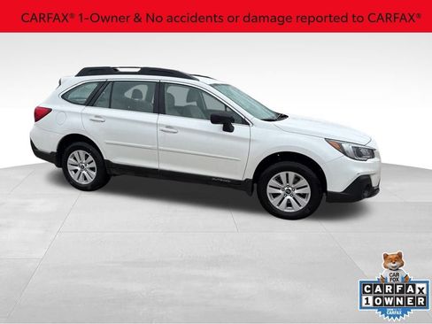 Used 2018 Subaru Outback 2.5i image 2