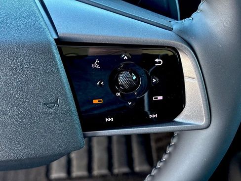 New 2026 Nissan Leaf SV+ w/ Floor Mat Package (SV+) image 13