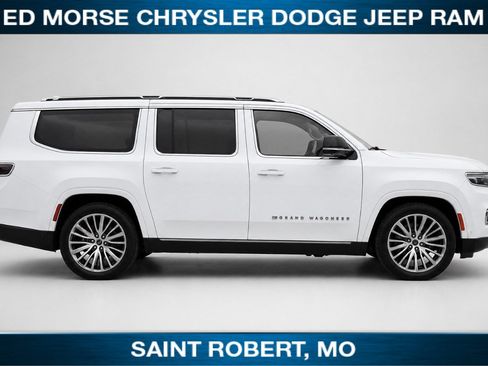 Used 2023 Jeep Grand Wagoneer L Series III AWD/4WD image 7