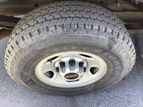 Used 2012 GMC Savana 2500 RWD image 22
