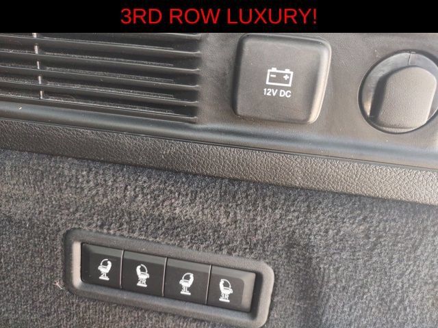 Used 2023 Jeep Grand Wagoneer L Series II AWD/4WD image 28
