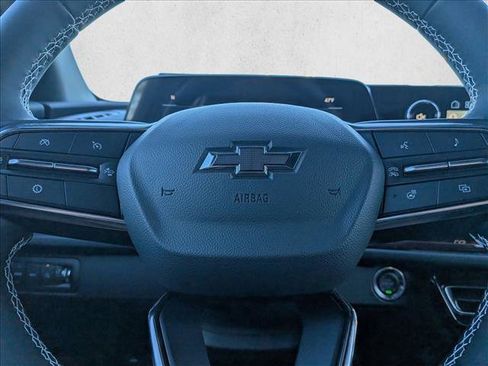 New 2026 Chevrolet Traverse Z71 w/ Driver Confidence Package image 14