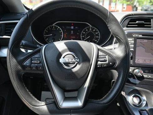 Used 2023 Nissan Maxima SL FWD image 44