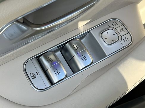 New 2026 Mercedes-Benz GLE 53 AMG 4MATIC image 13