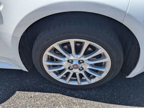 Used 2017 FIAT 124 Spider Classica image 8