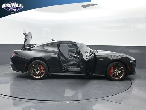 Used 2024 Ford Mustang GT Premium RWD image 27