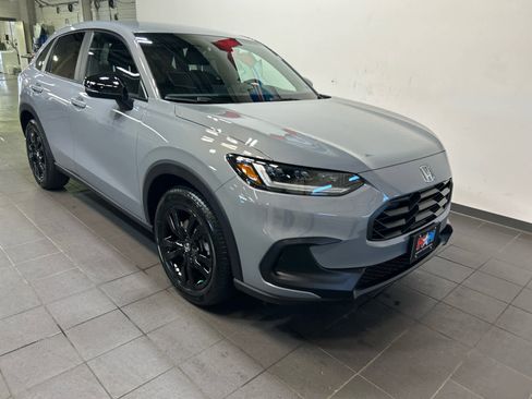 New 2026 Honda HR-V Sport image 2