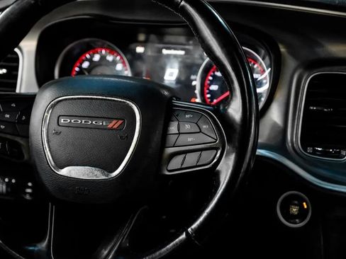 Used 2022 Dodge Charger SXT w/ Leather Interior Group RWD image 21