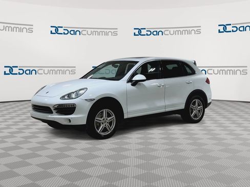 Used 2013 Porsche Cayenne S AWD/4WD image 4