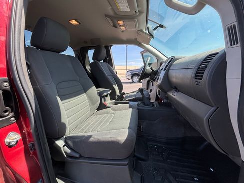 Used 2017 Nissan Frontier S w/ S Preferred Package RWD image 8