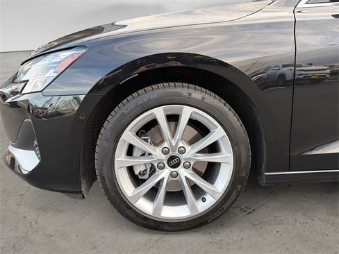 Used 2025 Audi A3 2.0T Premium w/ Convenience Package image 9