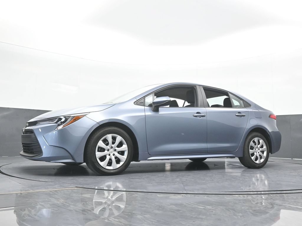 Used 2024 Toyota Corolla LE FWD image 48