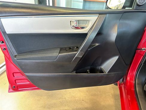 Used 2014 Toyota Corolla LE Premium image 15