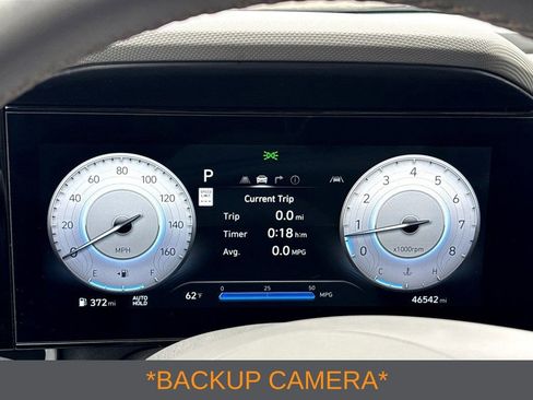 Used 2025 Hyundai Elantra SEL FWD image 5
