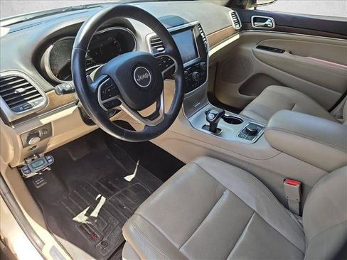 Used 2014 Jeep Grand Cherokee Limited w/ Luxury Group II AWD/4WD image 12