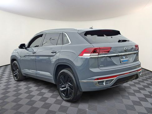 Used 2022 Volkswagen Atlas Cross Sport SEL R-Line w/ Cross Sport MDO Package AWD/4WD image 5